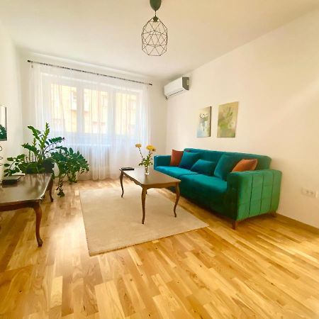 Apartament Uptown Girl Belgrad Zewnętrze zdjęcie
