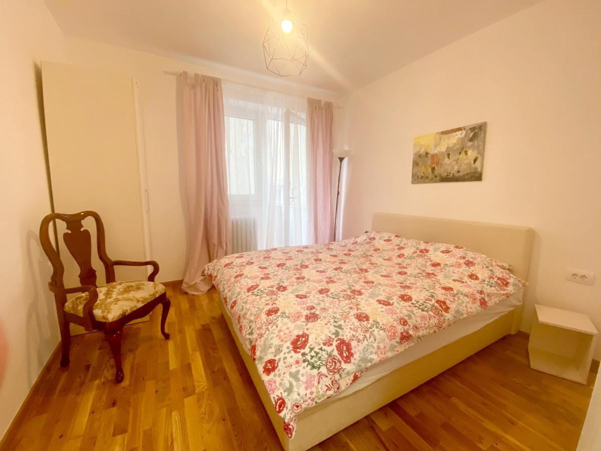 Apartament Uptown Girl Belgrad Zewnętrze zdjęcie