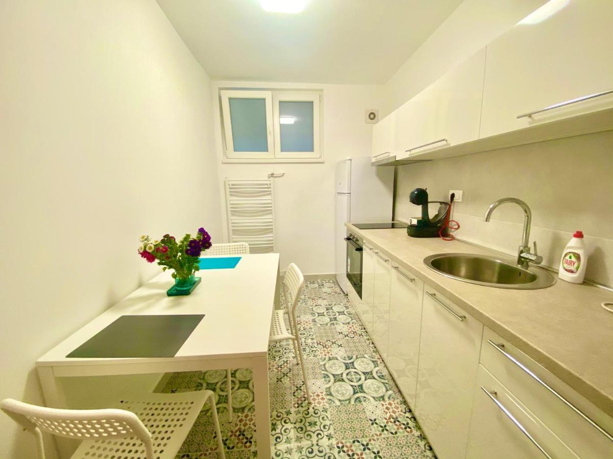 Apartament Uptown Girl Belgrad Zewnętrze zdjęcie